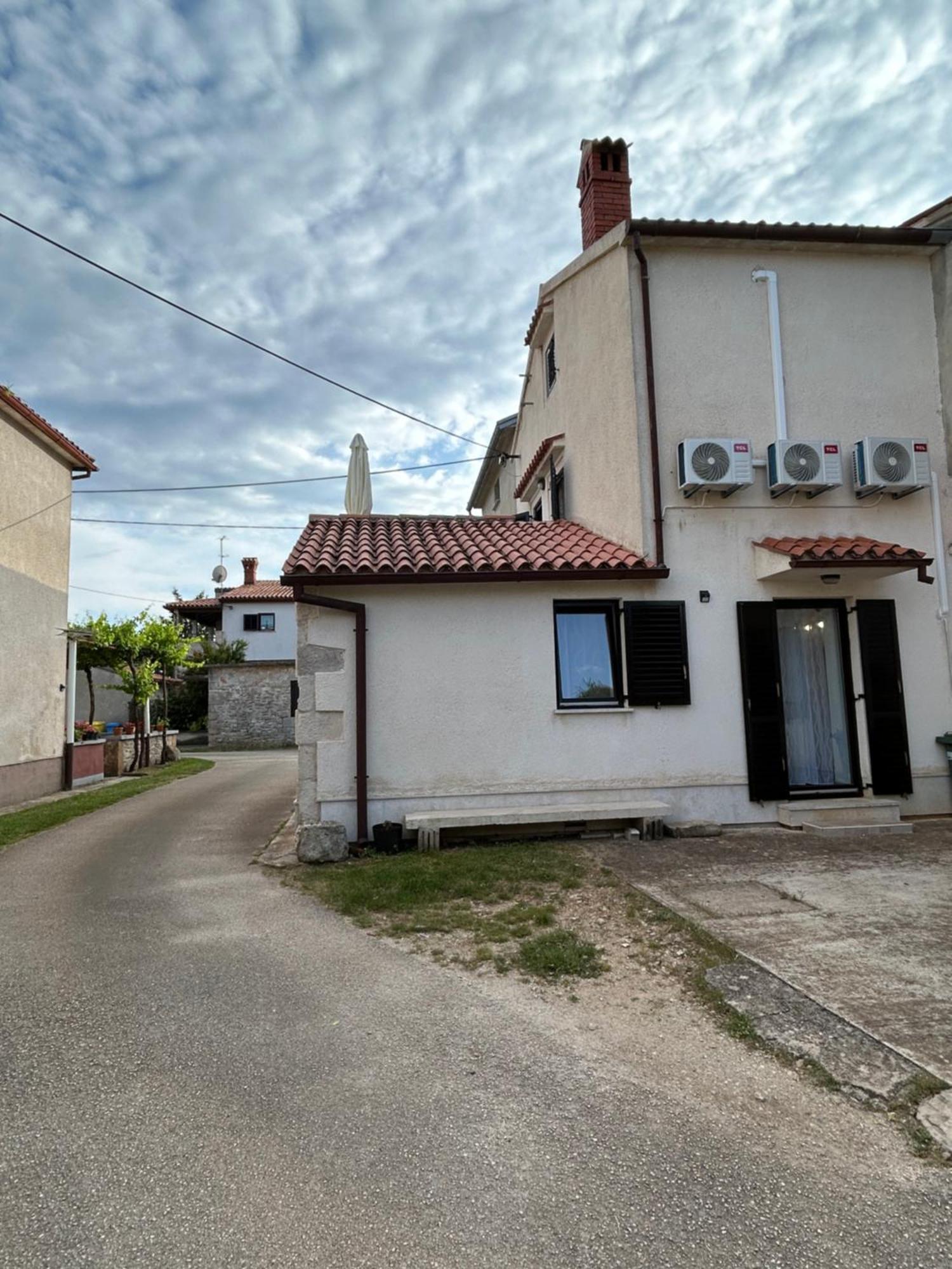 Luka * Krnica